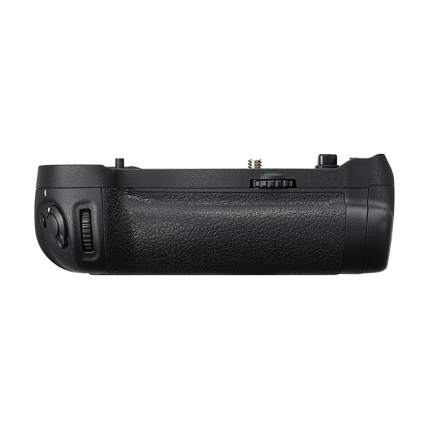 Nikon(ニコン) マルチパワーバッテリーパック MB-D18